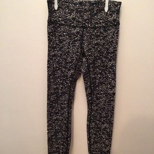 Lululemon 28” Wunder Under Full On Luxtreme